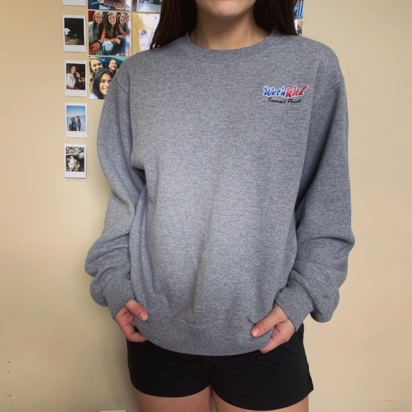 Grey sweatshirt! - Picture 2 of 2